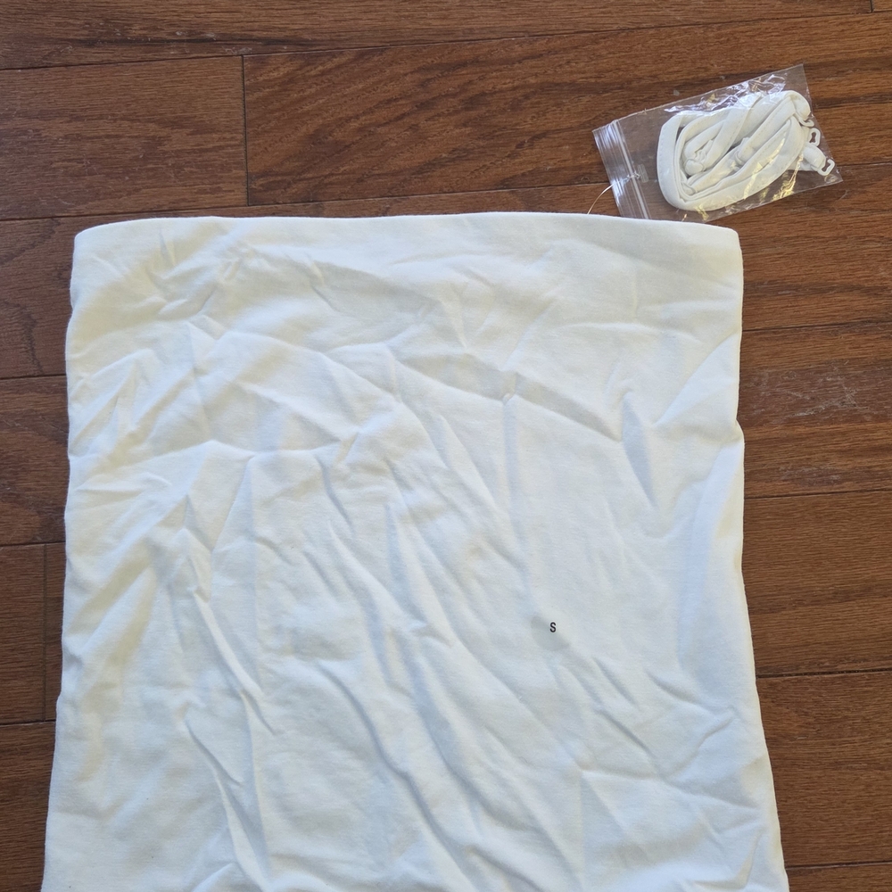 NWT Small Aeropostale White Tube Top With Adjustable, Removable Straps